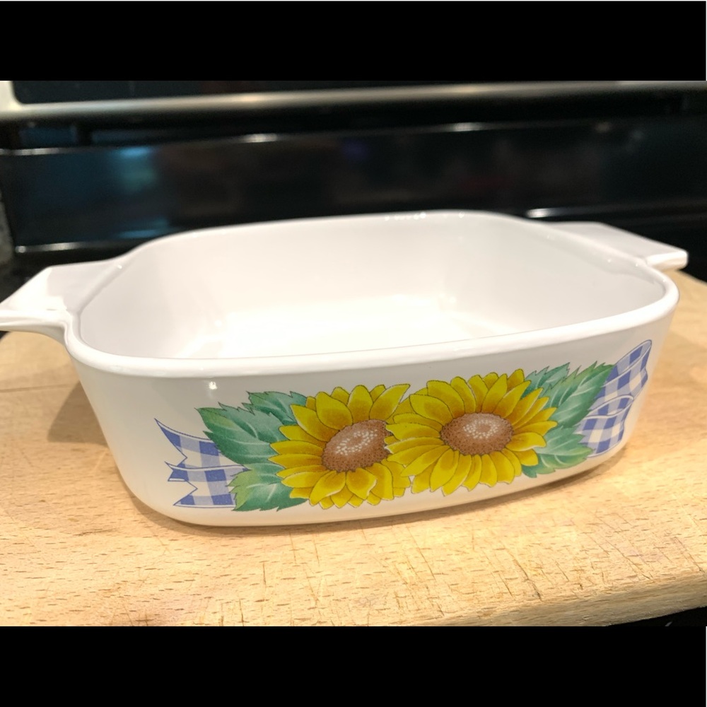 Vintage Corning Ware Casserole Dish